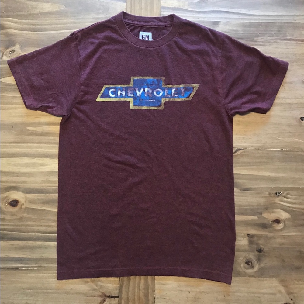 Maroon Chevrolet bow tie t-shirt. Sz. S